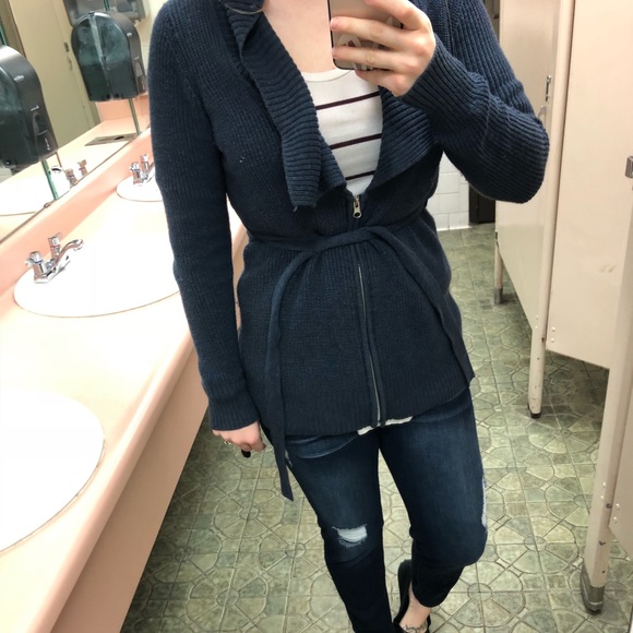 Motherhood cardigan - Picture 3 of 5